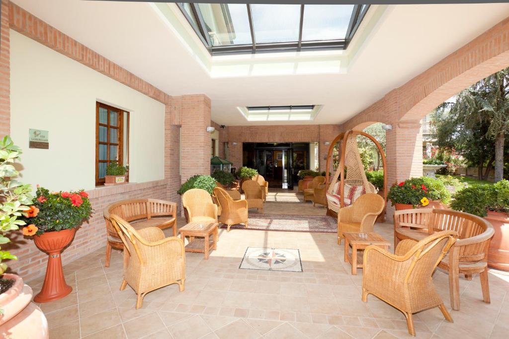 Campiglione Hotel Ассизи Экстерьер фото